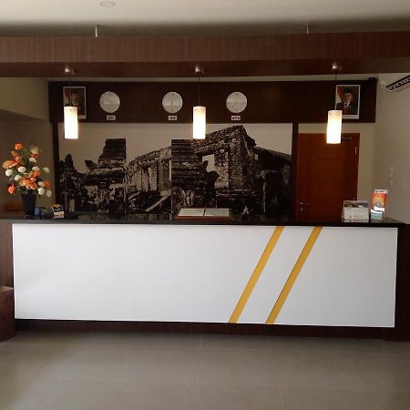 Hotel Wisata Baru セラン エクステリア 写真